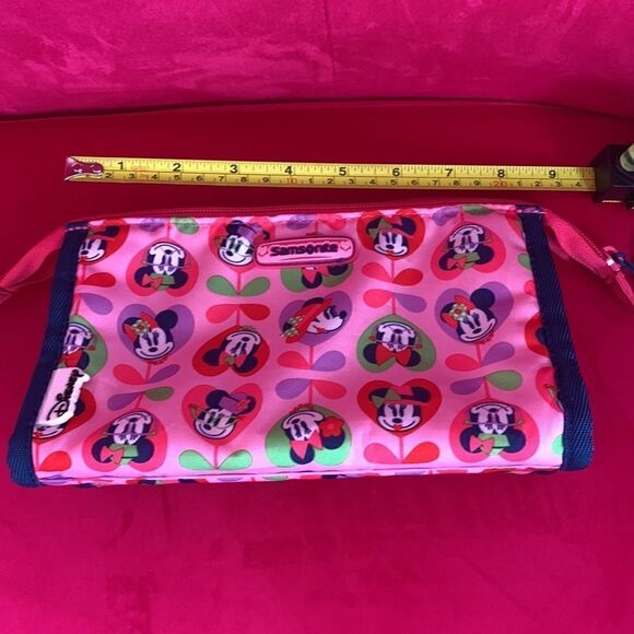 Samsonite Minnie Makeup Bag - Picture 8 of 10
